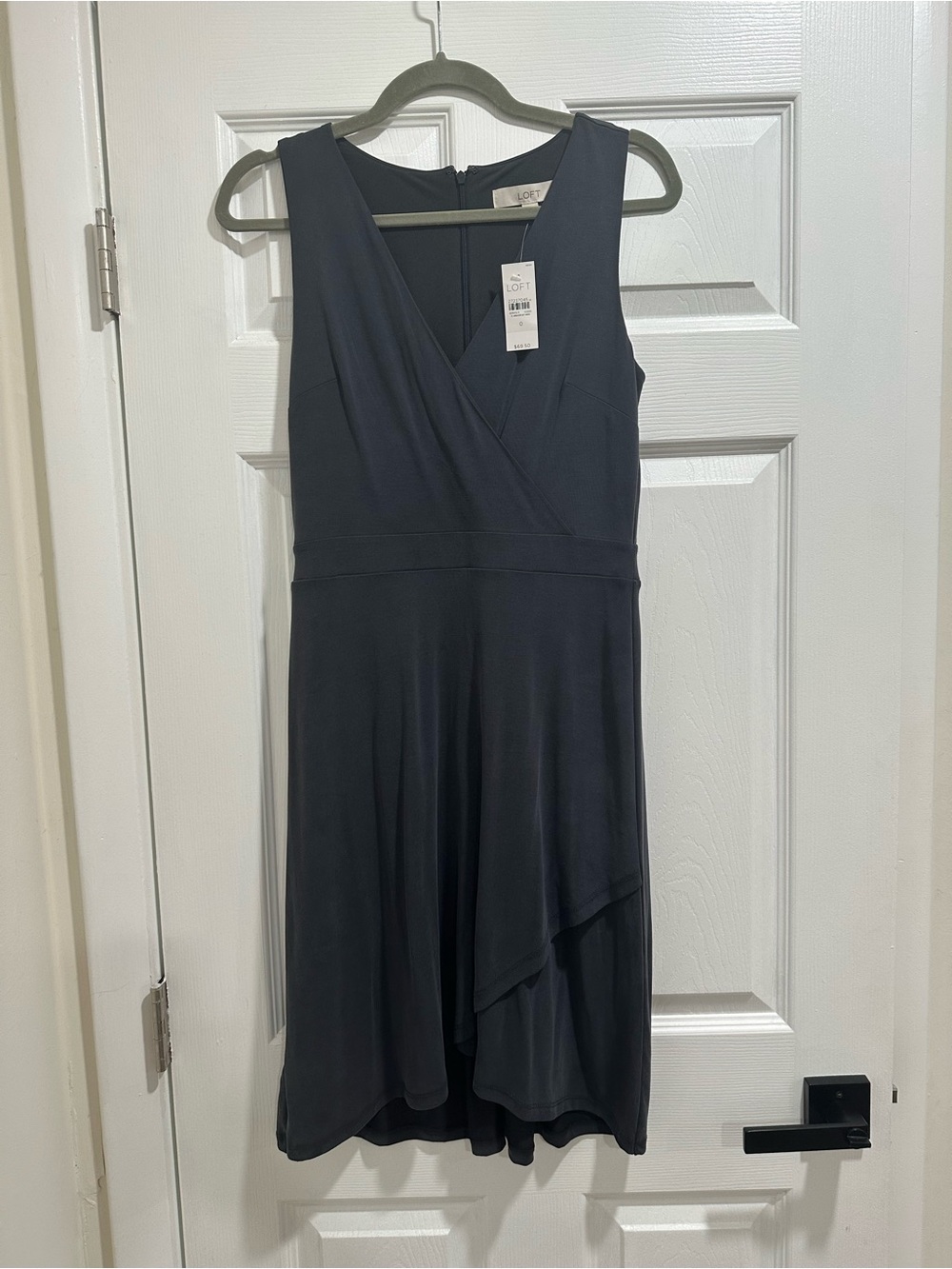 LOFT Sleeveless Dress